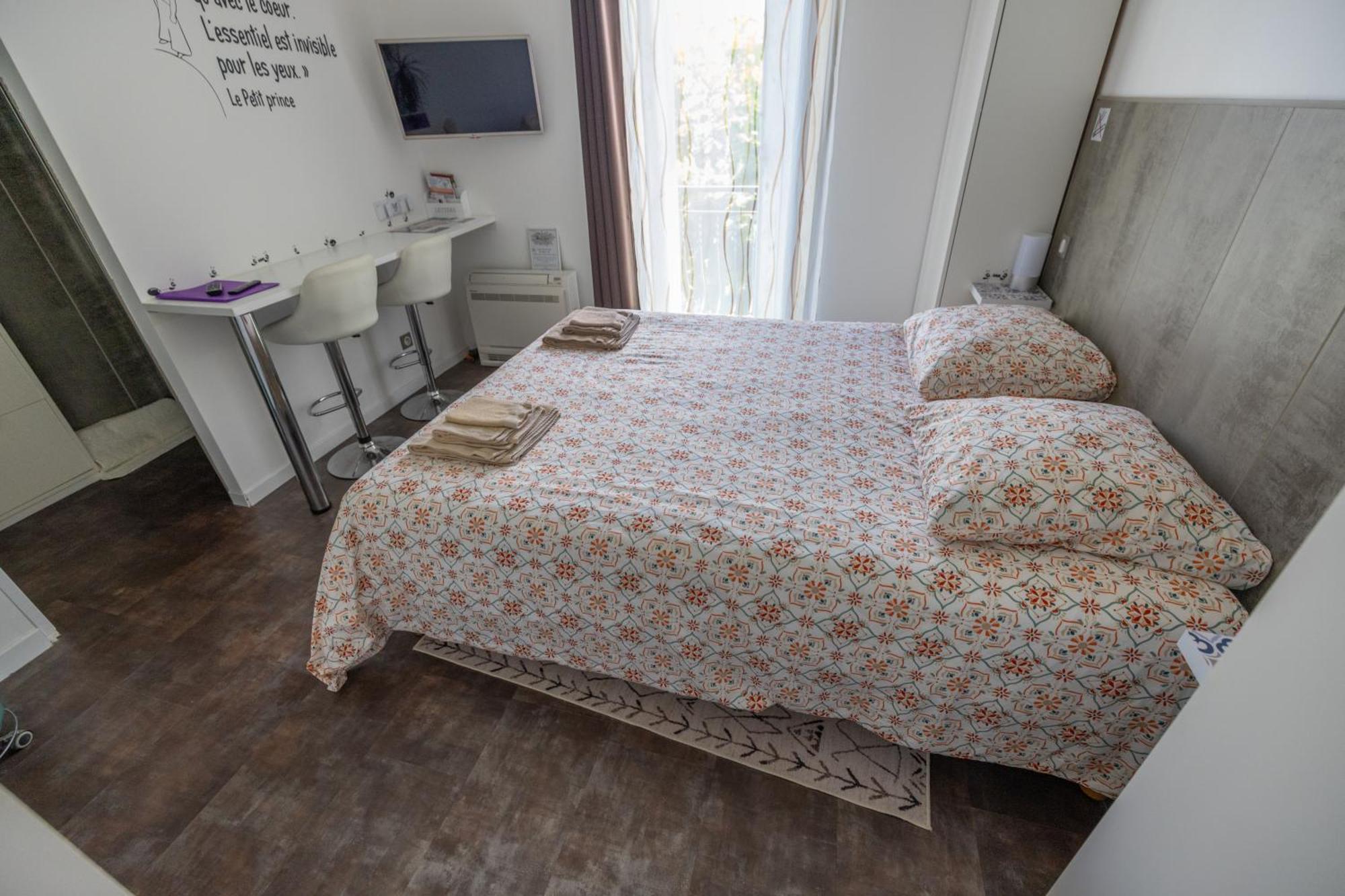Maison D'Hotes Coeur D'Herault - Gite Et Chambres D'Hotes - Spa & Massages Péret Zimmer foto
