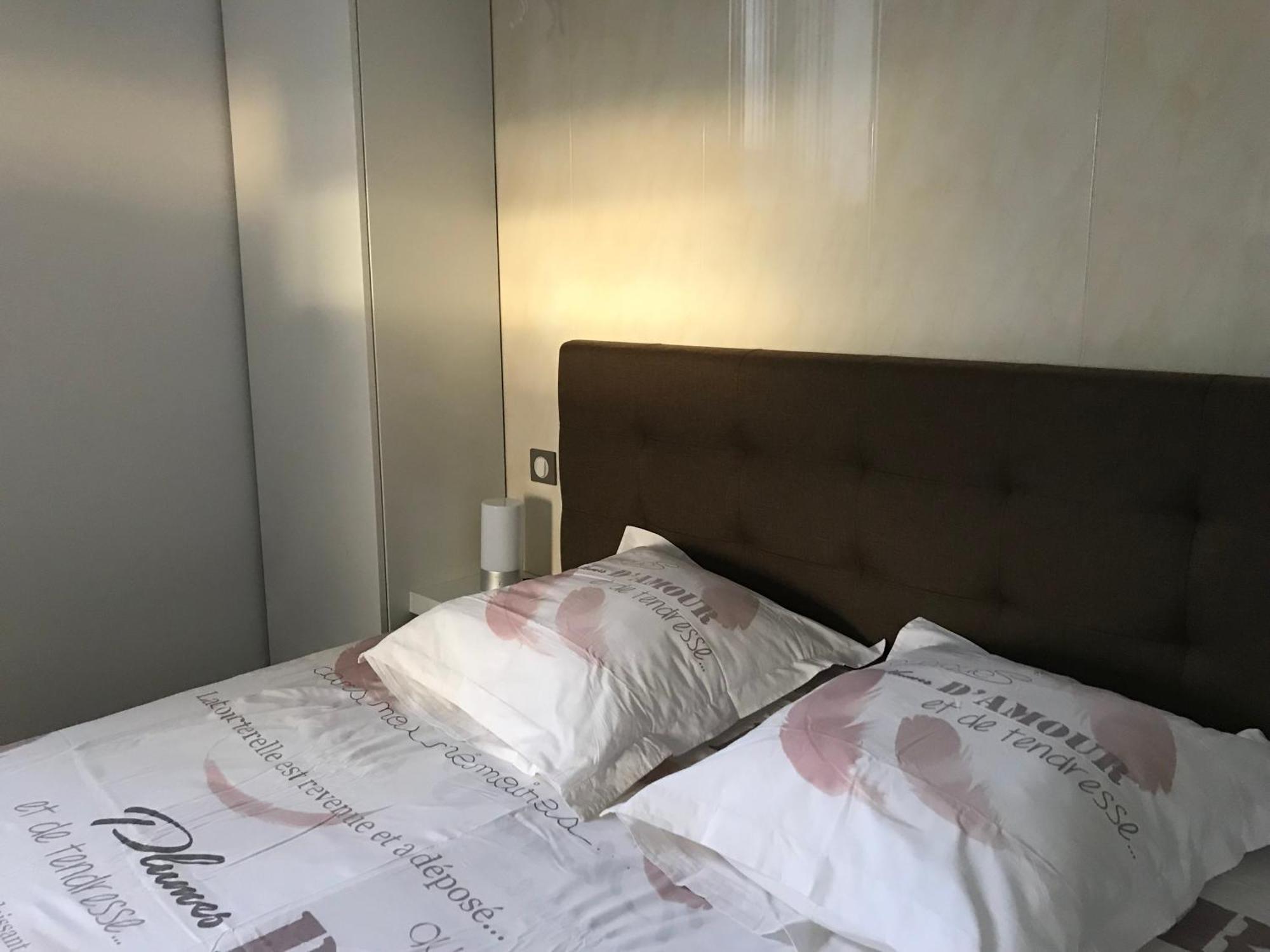 Maison D'Hotes Coeur D'Herault - Gite Et Chambres D'Hotes - Spa & Massages Péret Zimmer foto